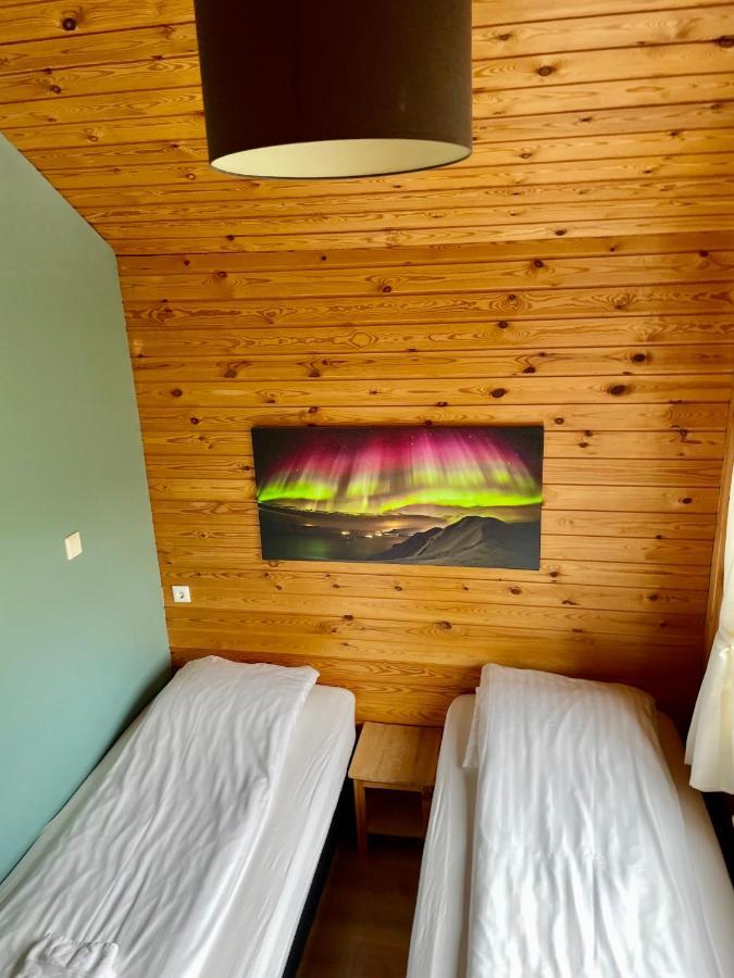 Ytri Vik Villa Hauganes Bagian luar foto